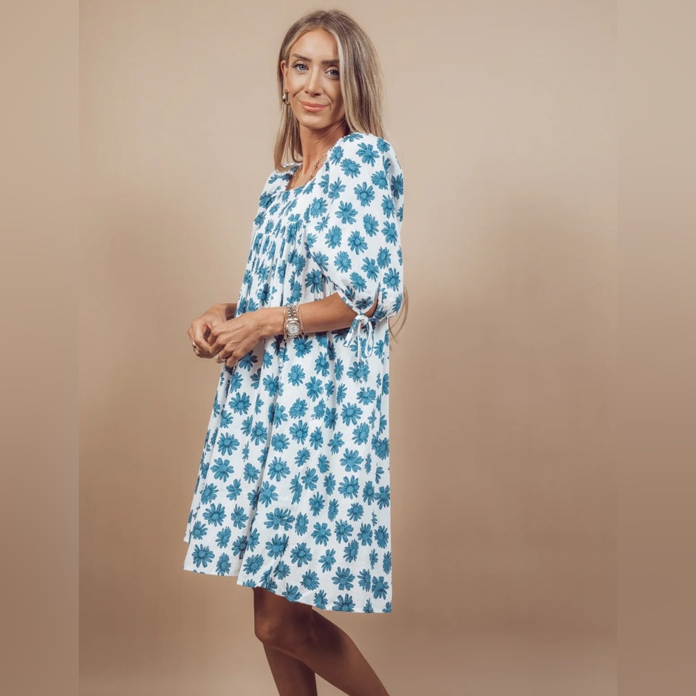 MONROE FLORAL DRESS || SHOP STEVIE
